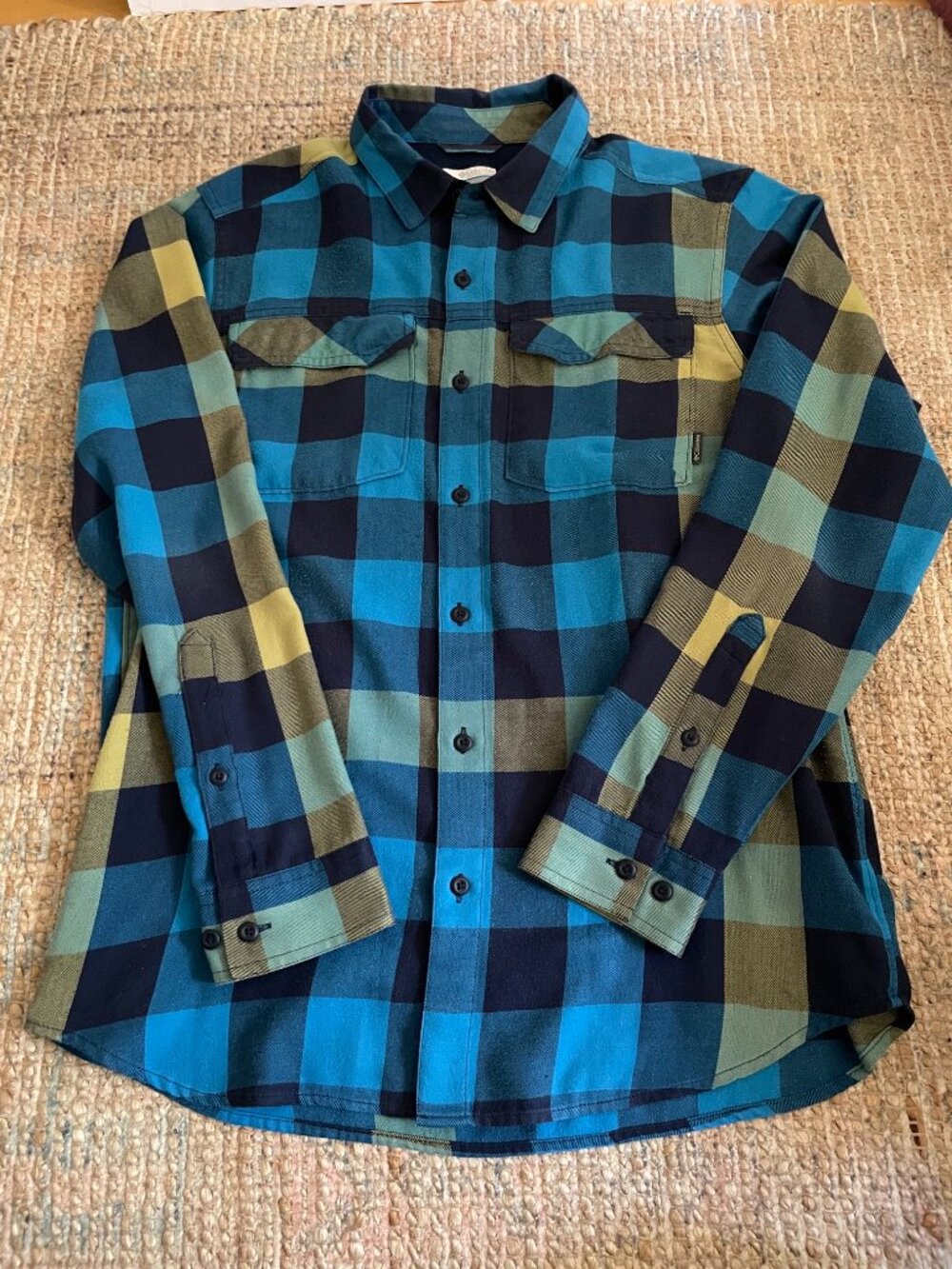 Columbia Silver Ridge Flannel Performance Shirt Men's Medium M Blue Teal Plaid